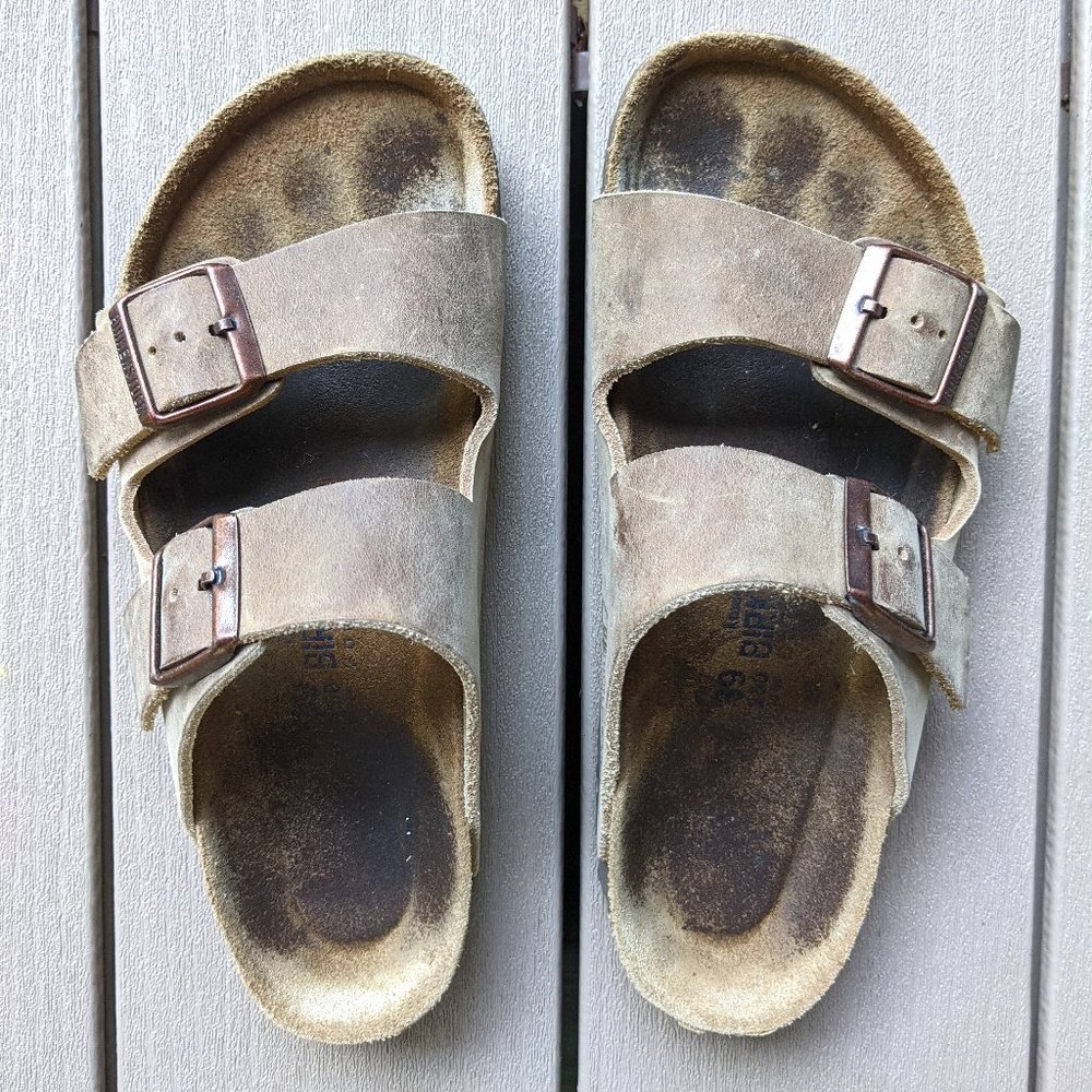 Women's Birkenstock Arizona Soft Footbed Sandal Oiled Nubuck Leather